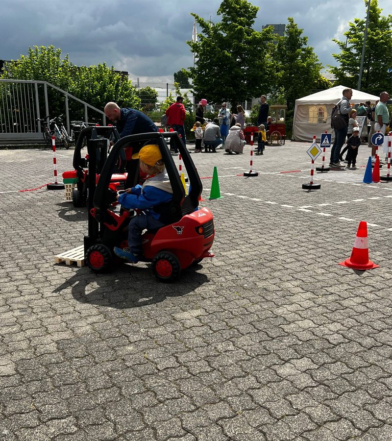 Gabelstaplerparcour für Kinder mit Führerschein!